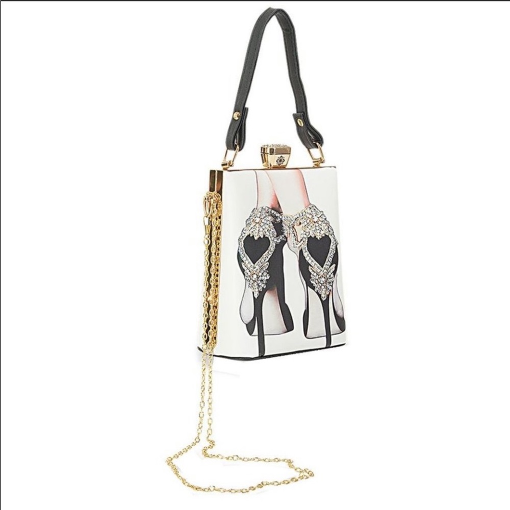 Retro Design Hand Tote w/Shoulder Chain - Picture 4 of 10